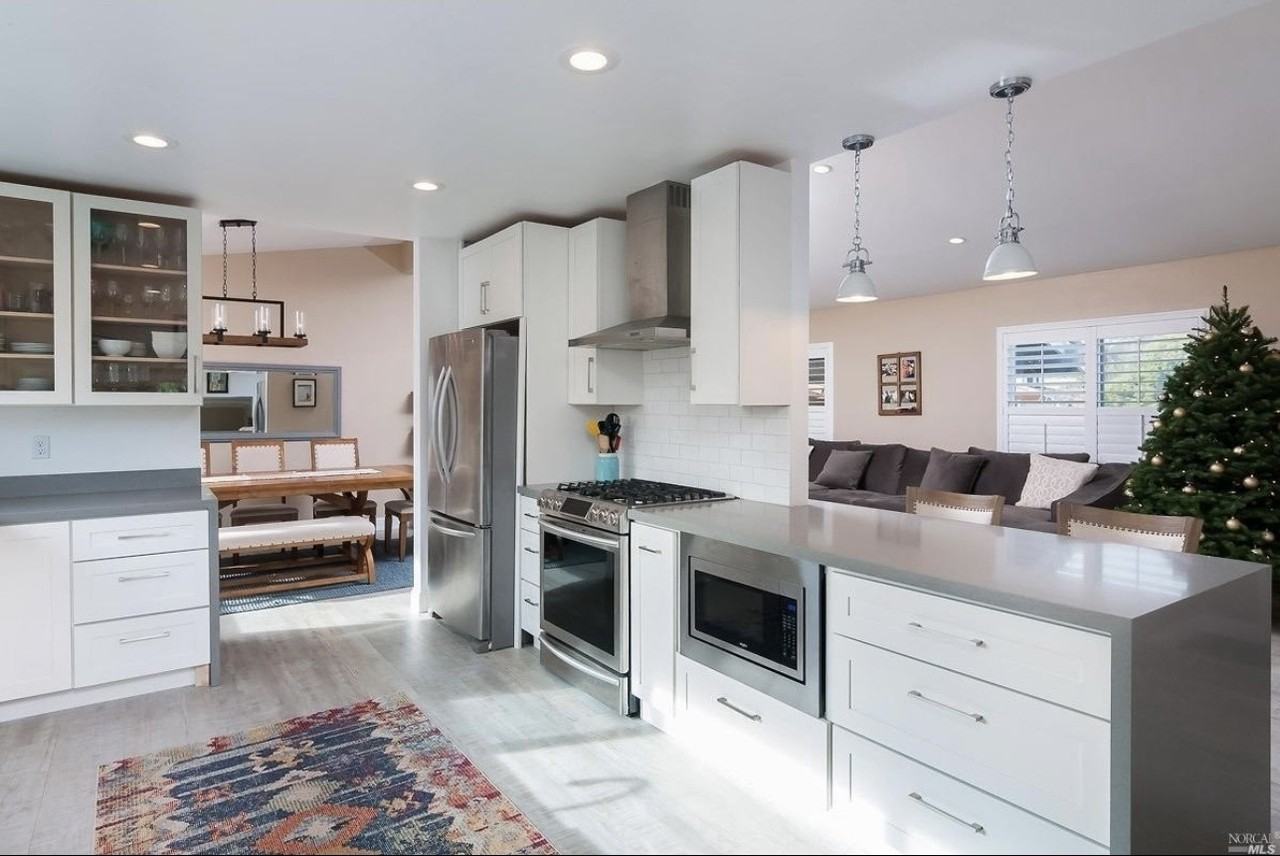 160 Clearview Ct #NA - Photo 4 of 20