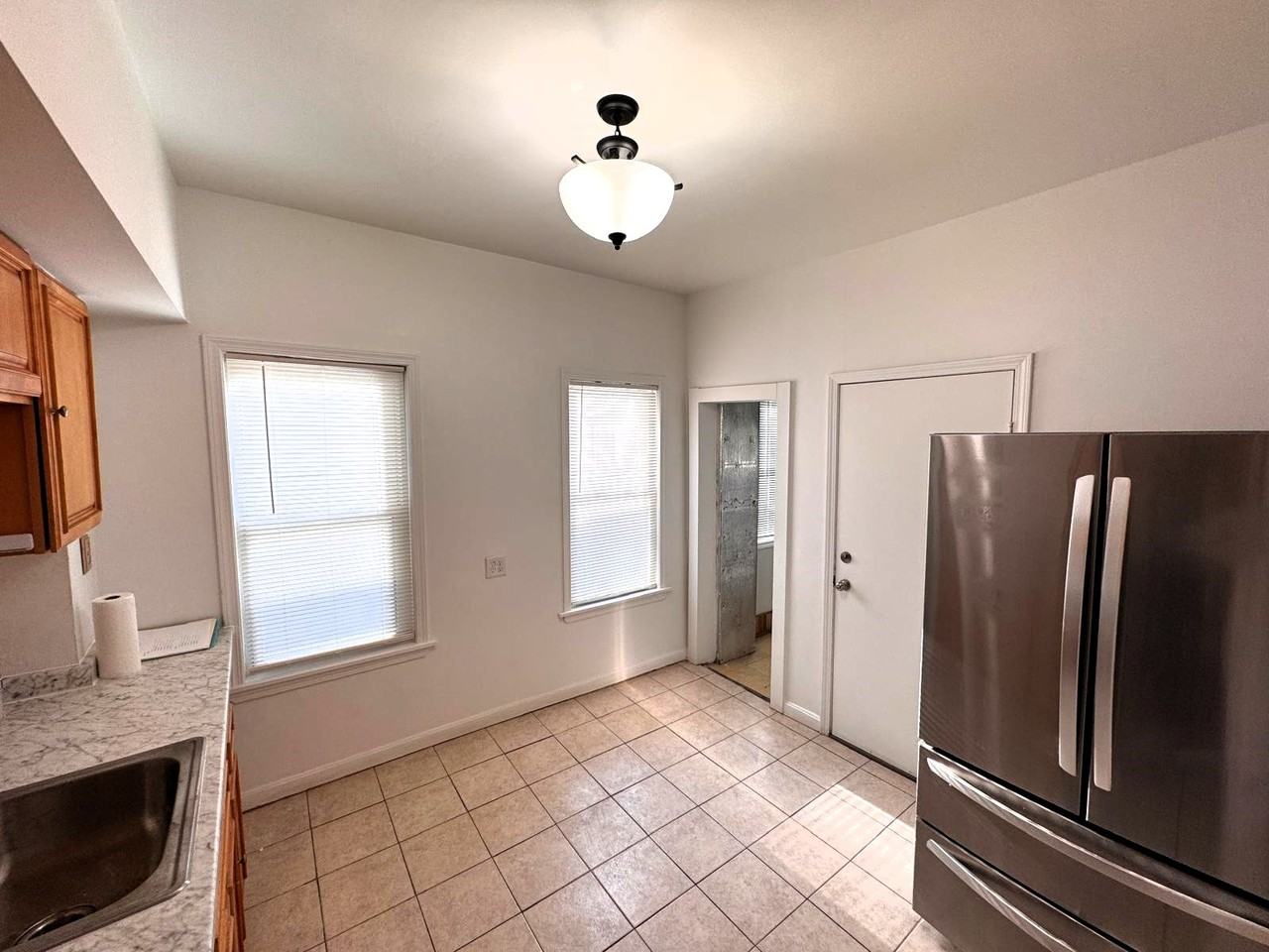 9 Fairmont Pl #1 - Photo 2 of 13