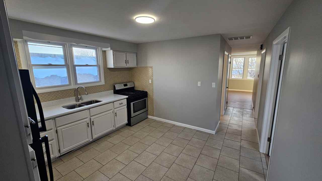 4615 S Komensky Ave #2 - Photo 2 of 12