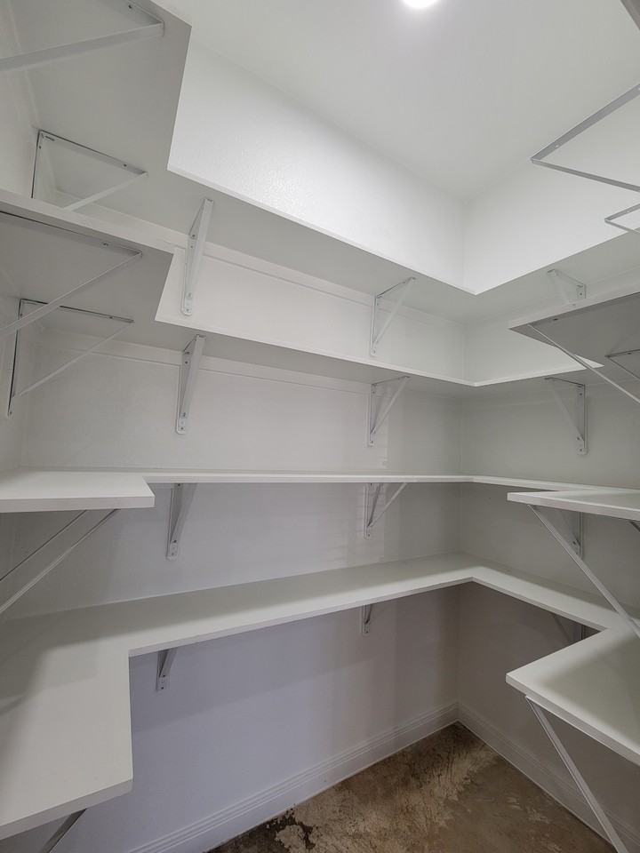 630 Pullen St #A - Photo 5 of 16