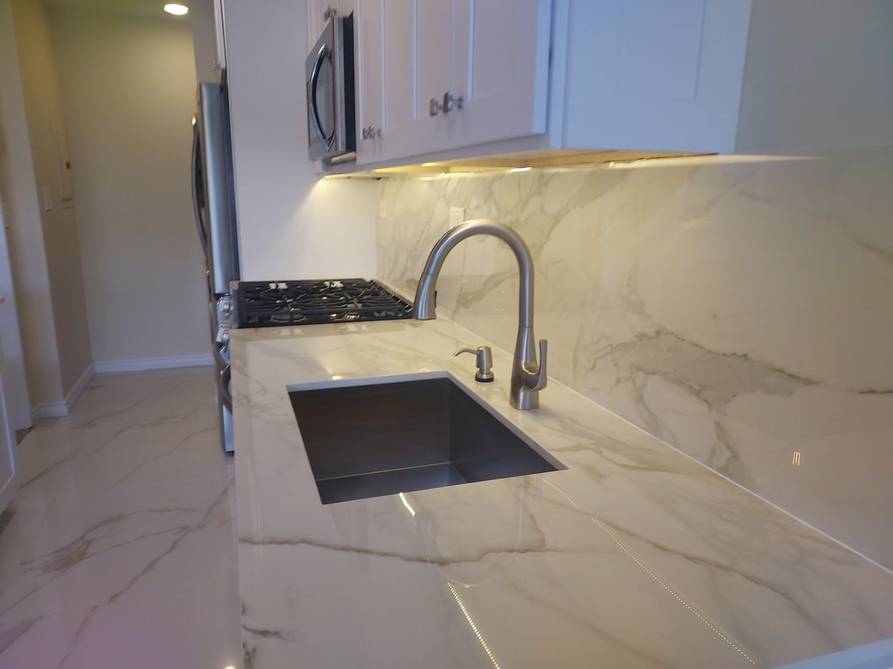 23970B Oak Park Dr #70B - Photo 3 of 30