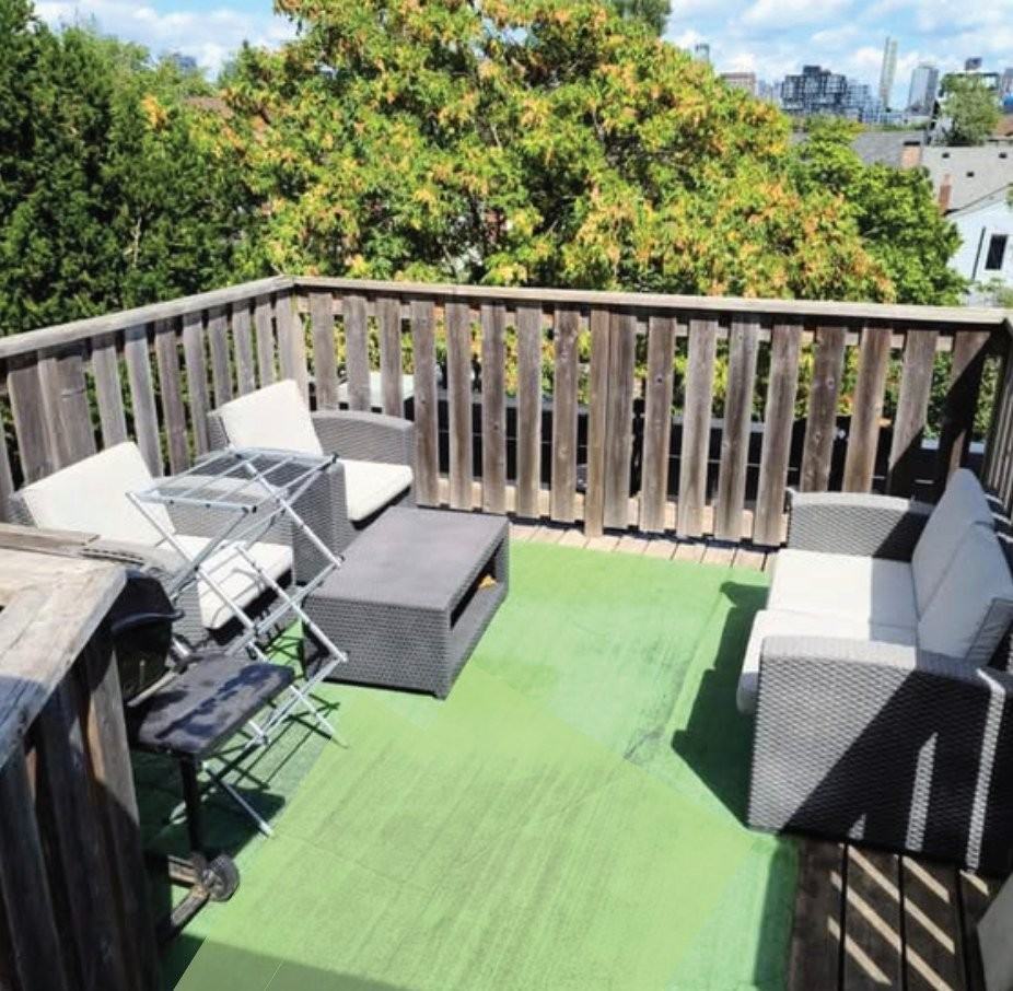 Queen St W & Euclid Ave - Photo 6 of 12