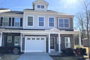 featured image of 668 Barneswyck Dr