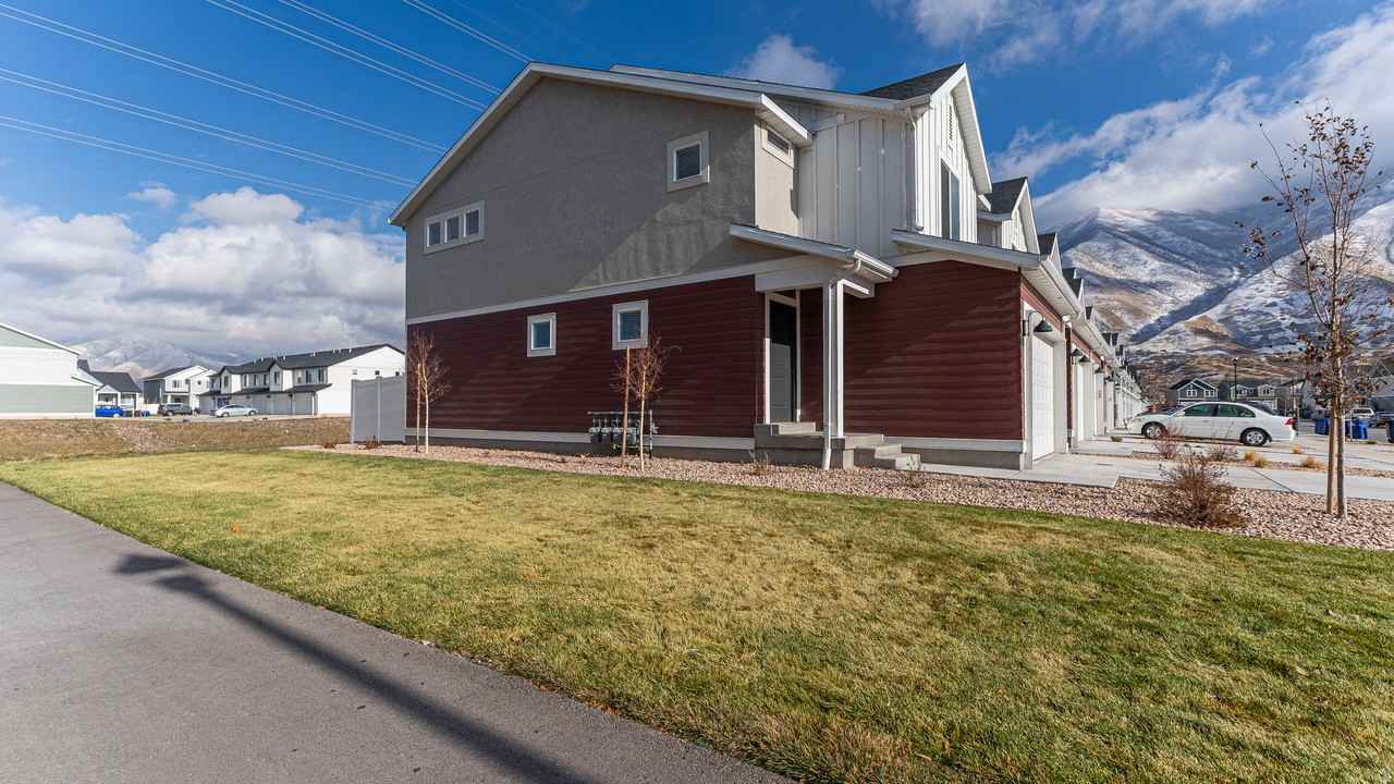 3601 E 1360 S #1 - Photo 3 of 19