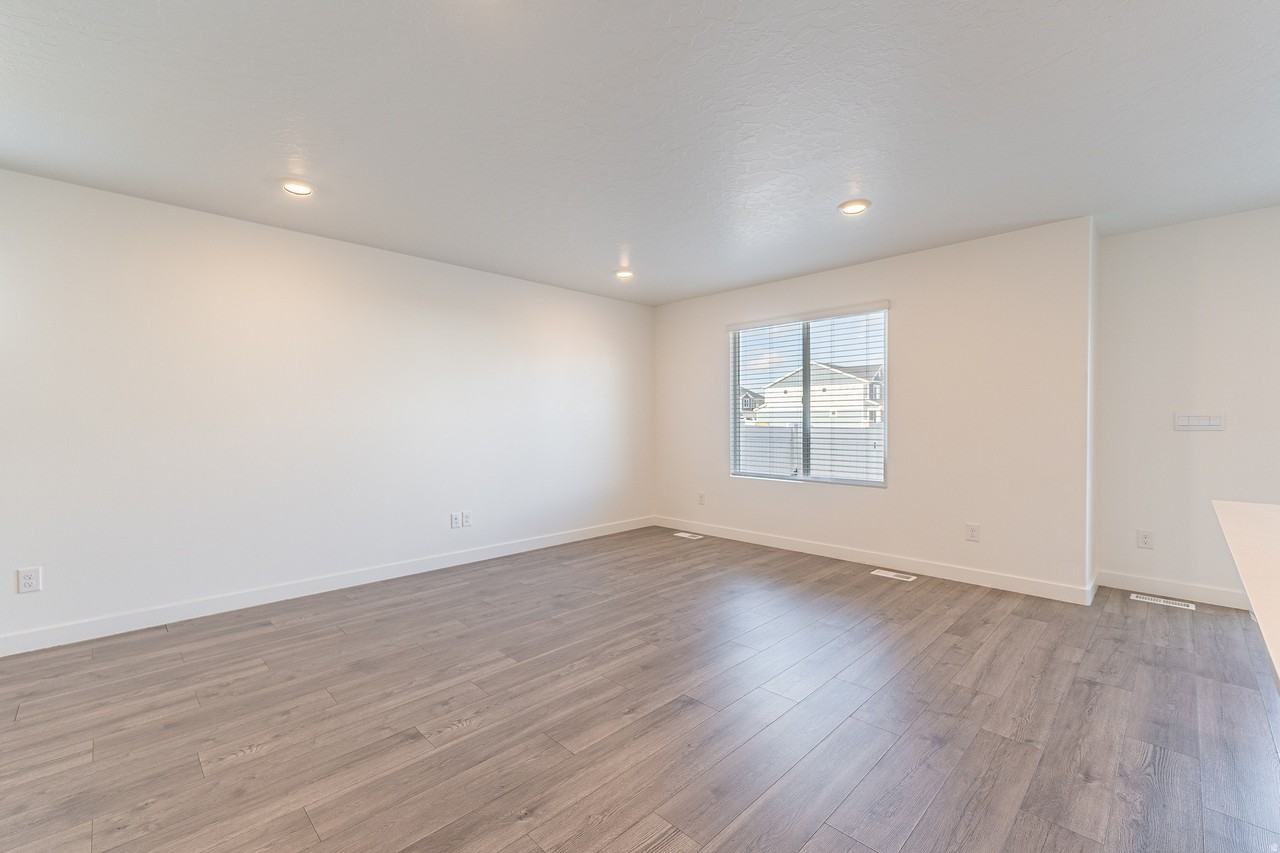 3601 E 1360 S #1 - Photo 7 of 19