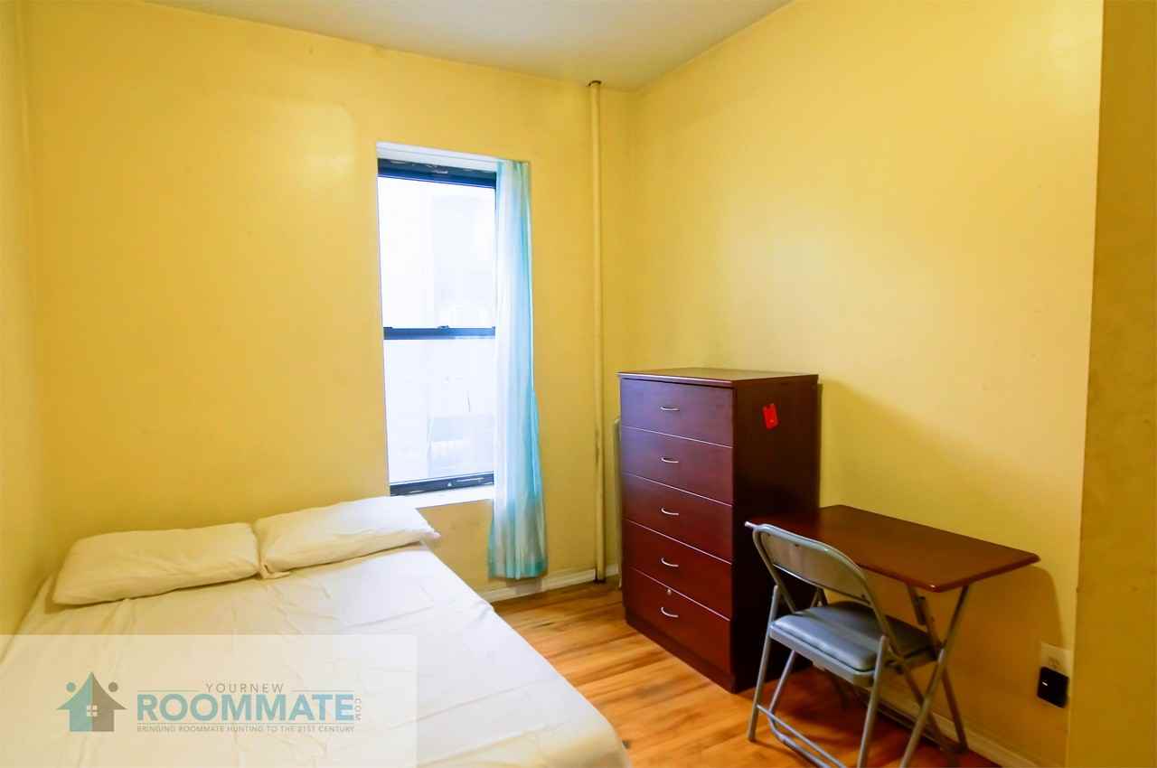 Eastern Pkwy #4 - Photo 2 of 6