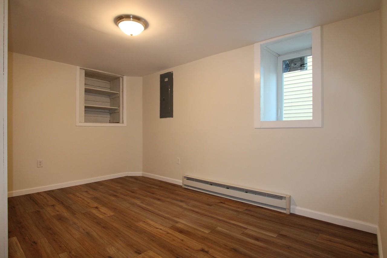 11ST N Church St #1 - Photo 7 of 9