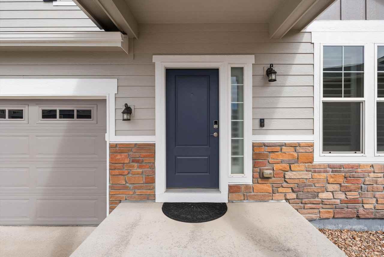 8344 Coopers Hawk Pl - Photo 4 of 48