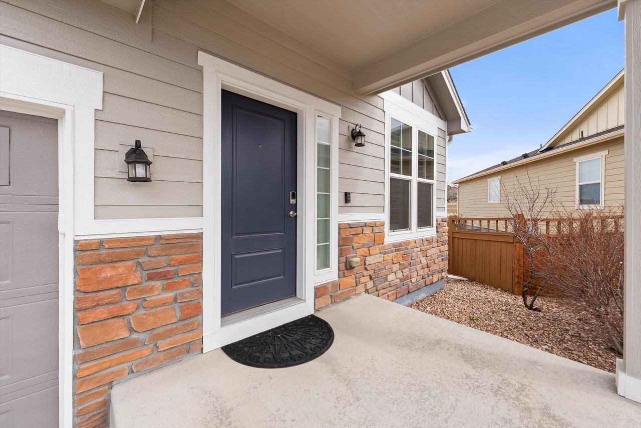 8344 Coopers Hawk Pl - Photo 6 of 48