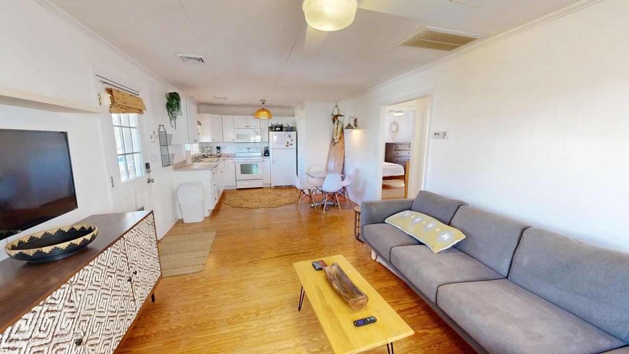 2038 Norfolk St #1 - Photo 7 of 12