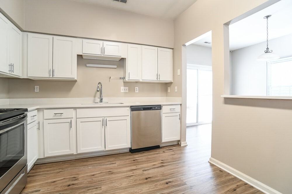 2117 David Earl Dr - Photo 6 of 16