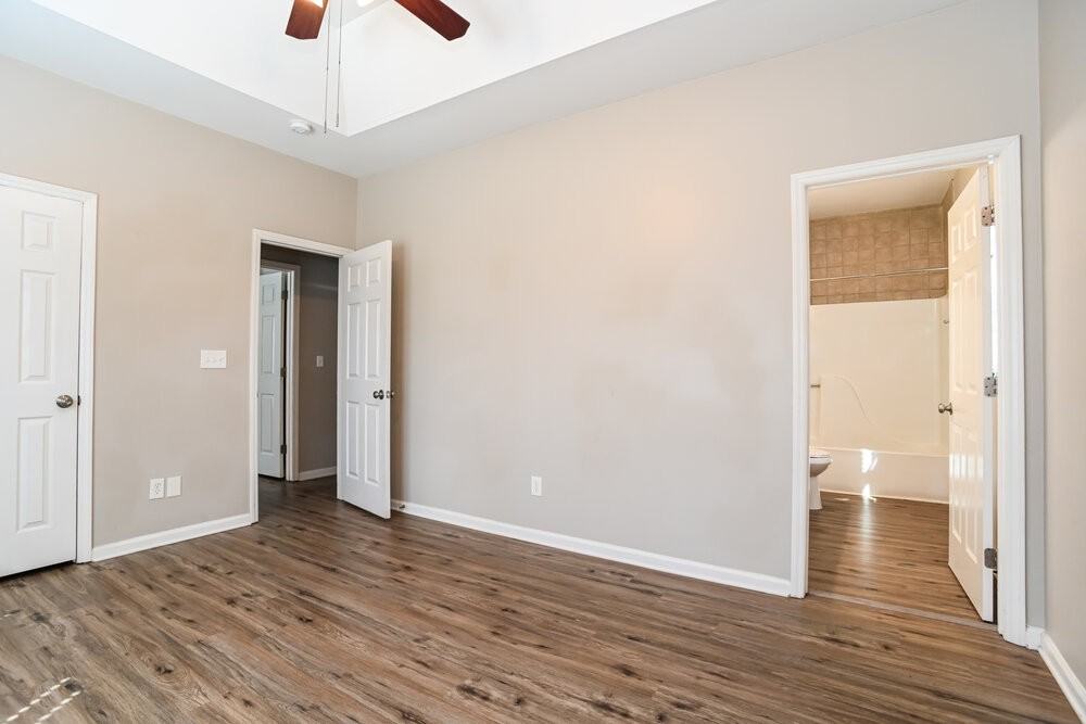 2117 David Earl Dr - Photo 7 of 16