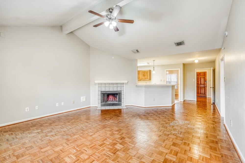 19323 Bristlestar Dr - Photo 3 of 16