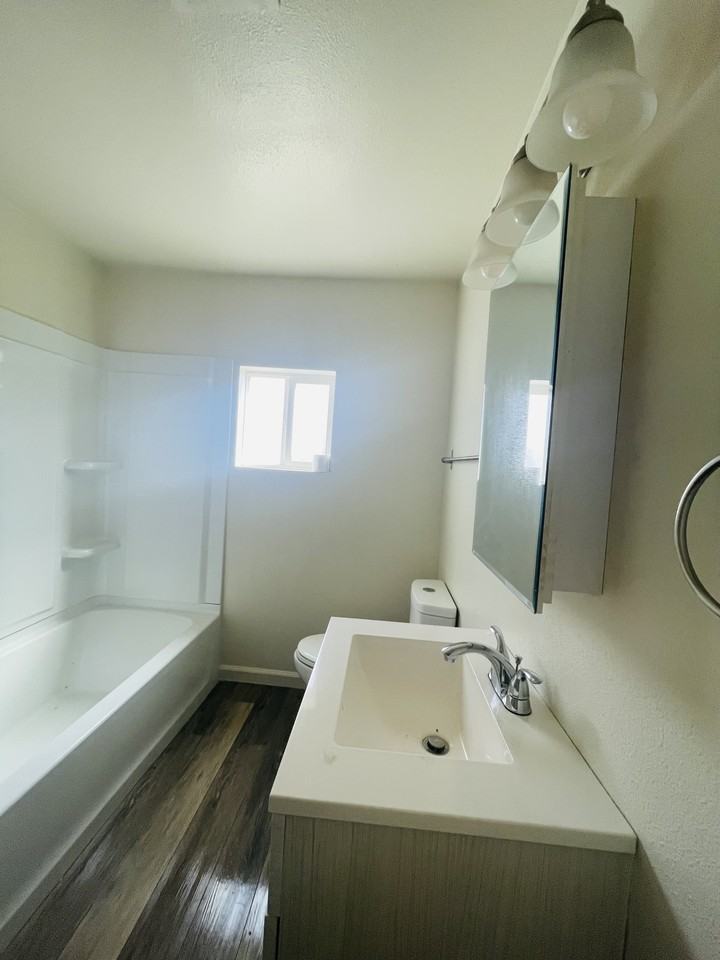 467 Mclean Rd #1 - Photo 6 of 6