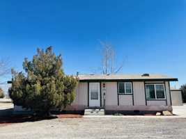 featured image of 920 Dodge Ln #1