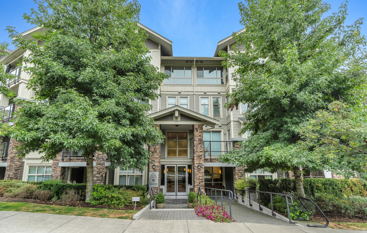 265 Ross Dr #201 - Photo 2 of 10