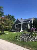 featured image of 229 Burlington Ave #1