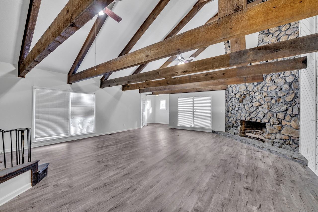 488 Cardinal Cove Cir #488 - Photo 4 of 35