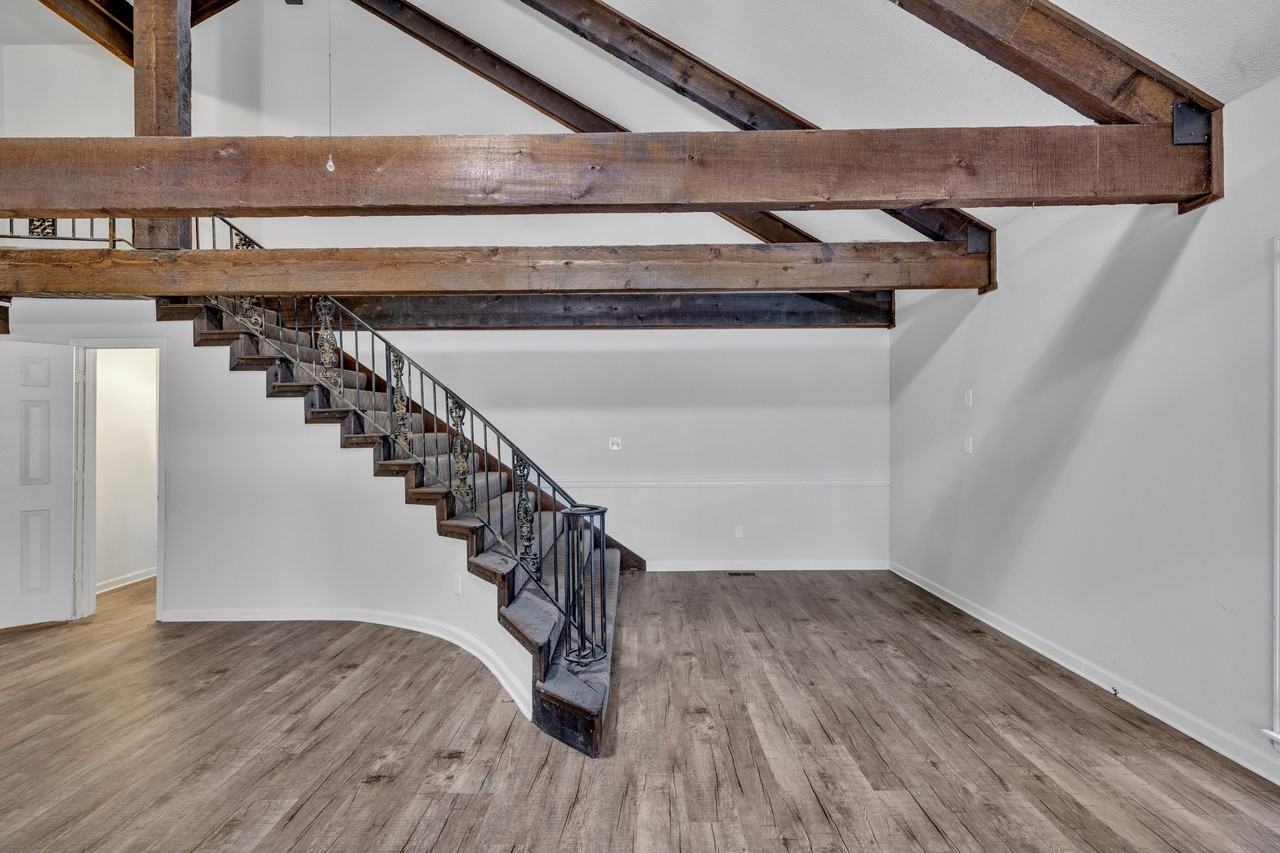 488 Cardinal Cove Cir #488 - Photo 5 of 35