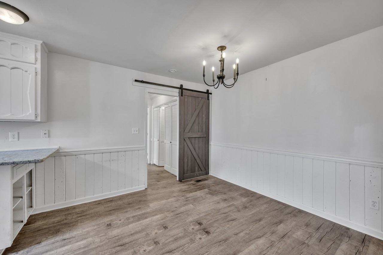 488 Cardinal Cove Cir #488 - Photo 7 of 35