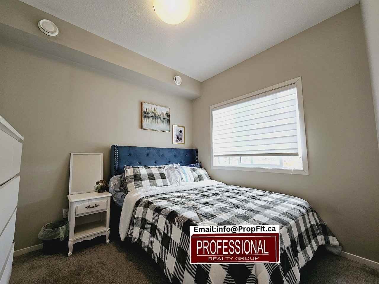 6307 66 St - Photo 5 of 10