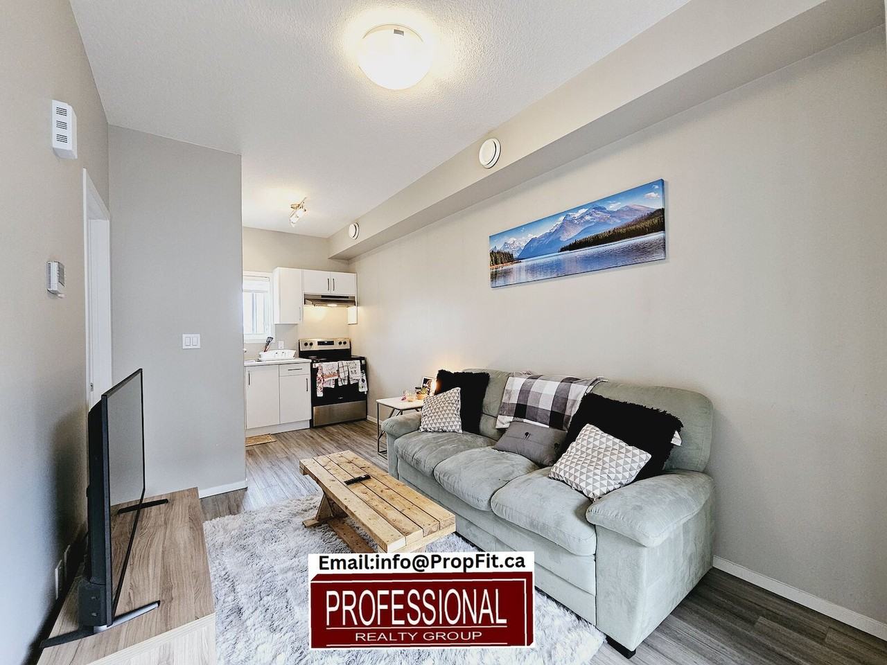 6307 66 St - Photo 6 of 10