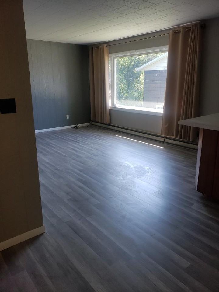 211 W Merrill Ave #1-2 - Photo 2 of 6