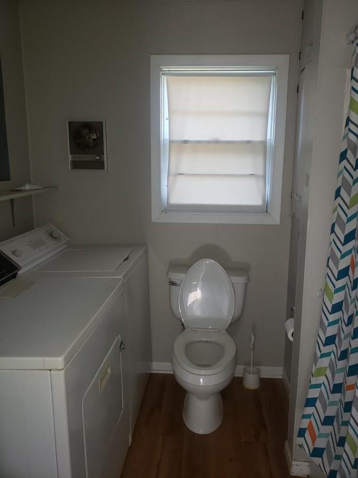 211 W Merrill Ave #1-2 - Photo 4 of 6