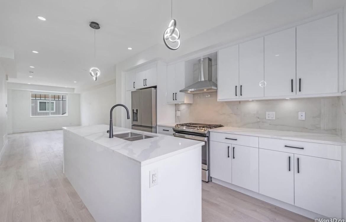 23108 Lougheed Hwy #4 - Photo 2 of 9