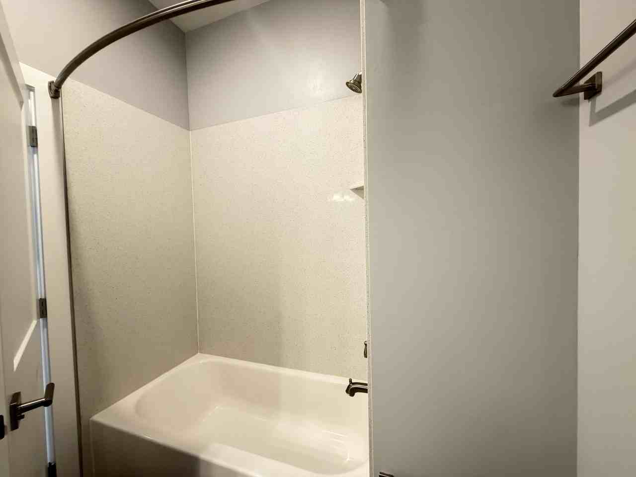 1741 E Murray Holladay RdMillcreek UT 84117 #C303 - Photo 3 of 18