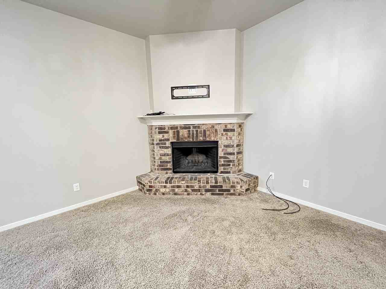 2339 143rd St #1 - Photo 7 of 29