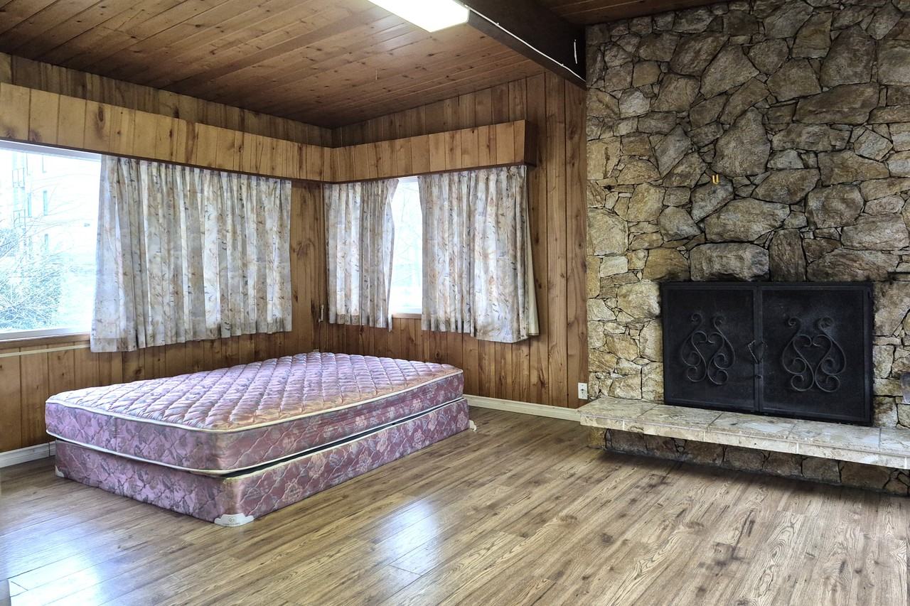 13790 101A Avenue - Photo 6 of 21