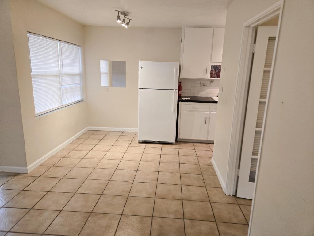 2619 Marble Ave - Photo 7 of 20