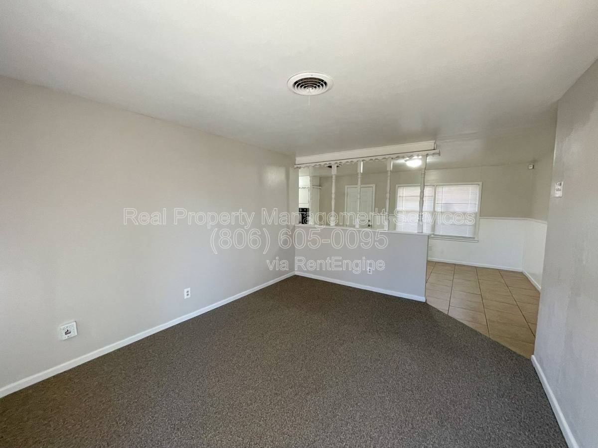 5424 6th St - Photo 3 of 10