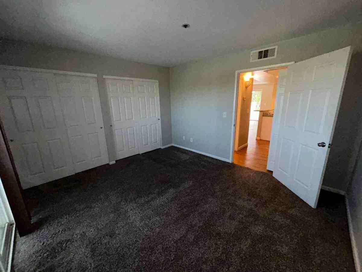 12123 W Bell Rd #338 - Photo 7 of 10