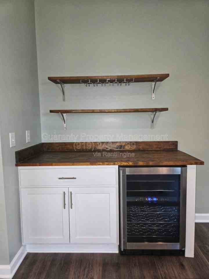 6241 Waterside Ln - Photo 3 of 10