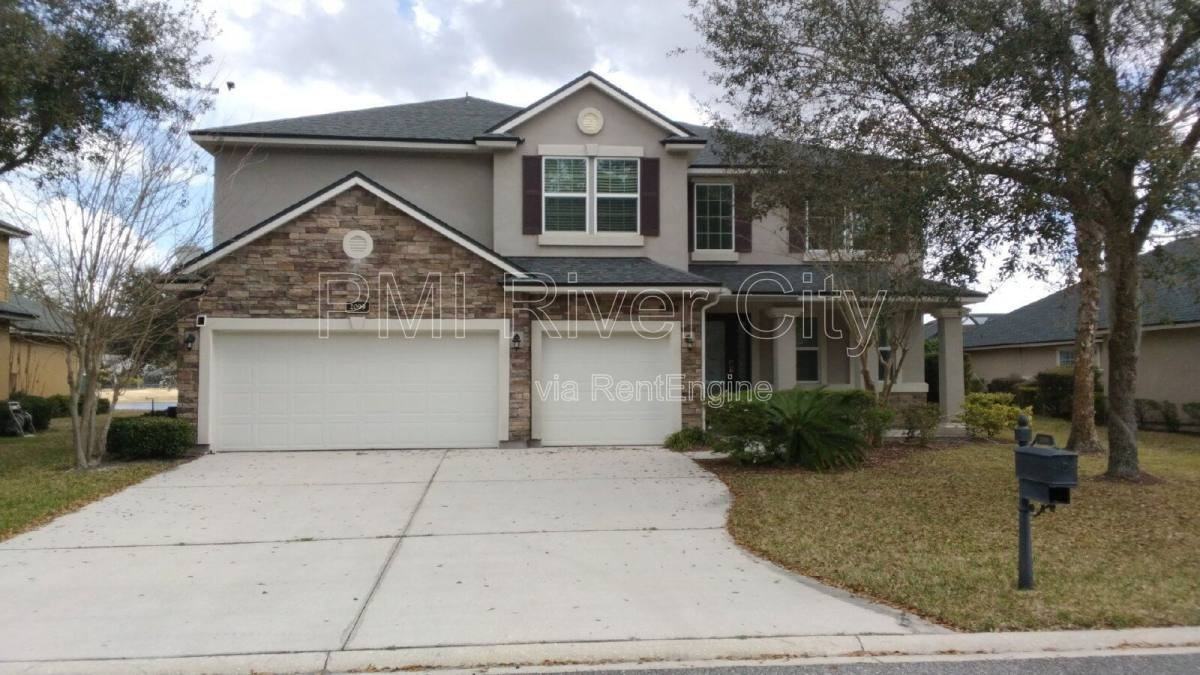 2099 Club Lake Dr - Photo 3 of 10