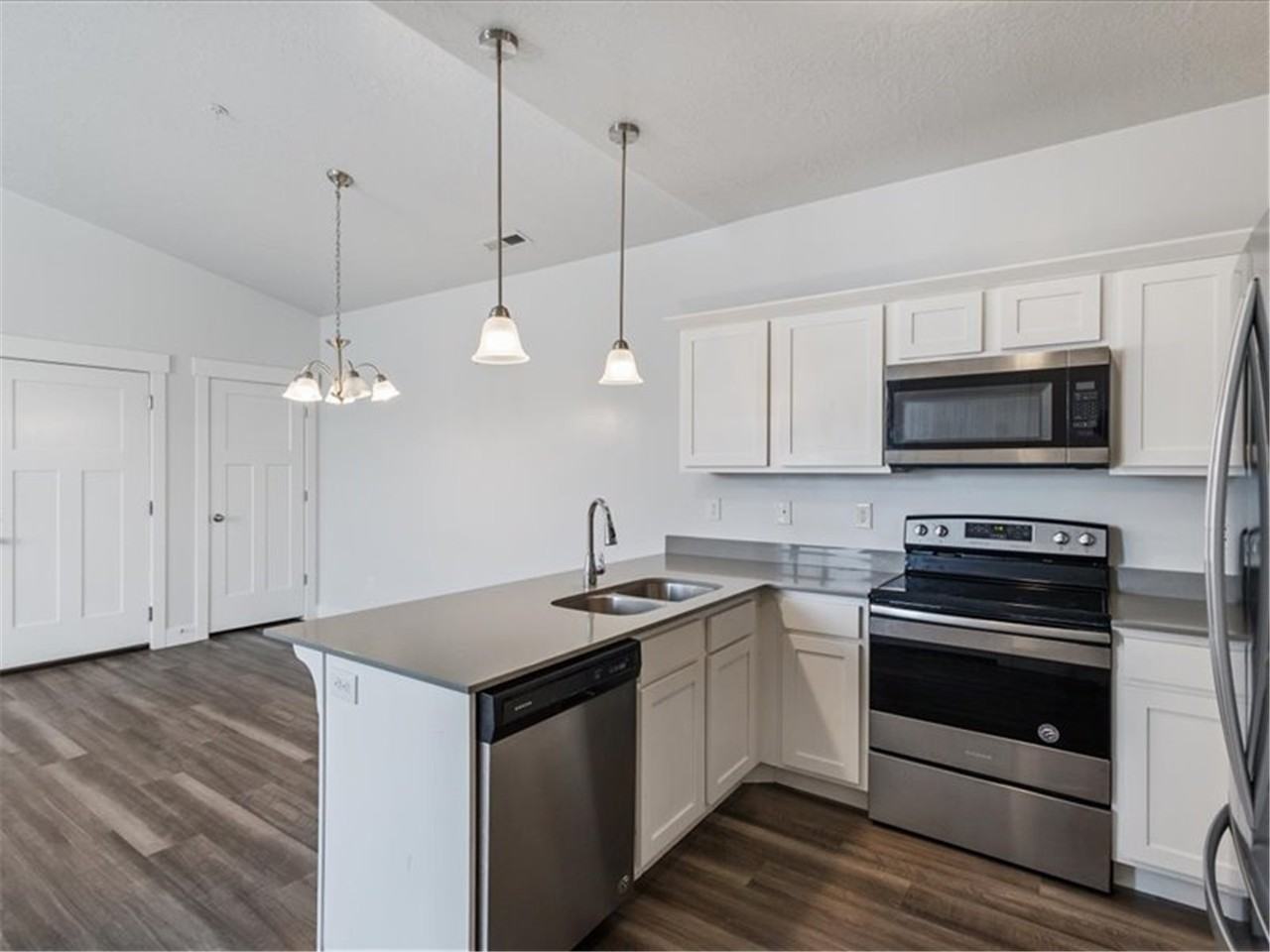 3679 Wn #302 - Photo 3 of 19