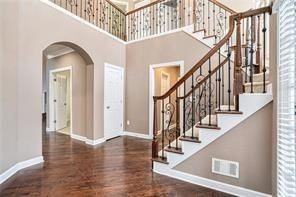5010 Highland Oaks Ct Se - Photo 2 of 44