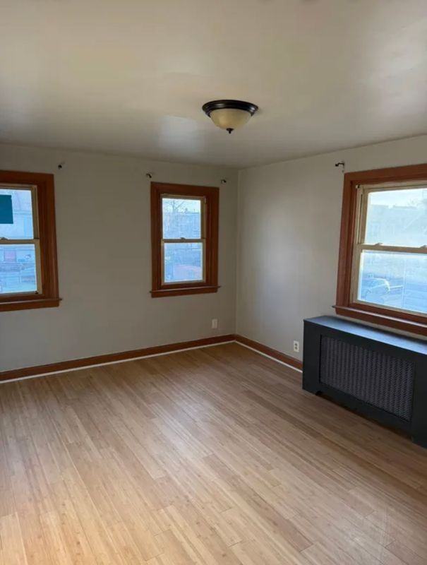 216 E 24th St - Photo 5 of 13