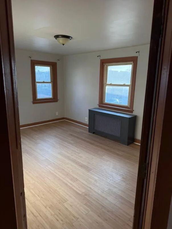 216 E 24th St - Photo 7 of 13