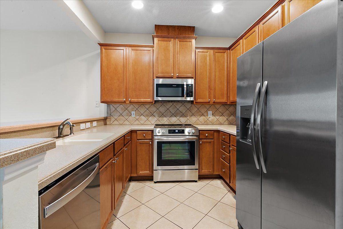 12982 Spring Rain Rd - Photo 3 of 18