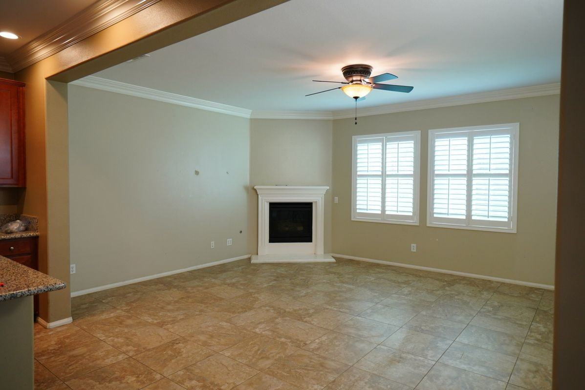 14748 Ella Dr - Photo 3 of 12