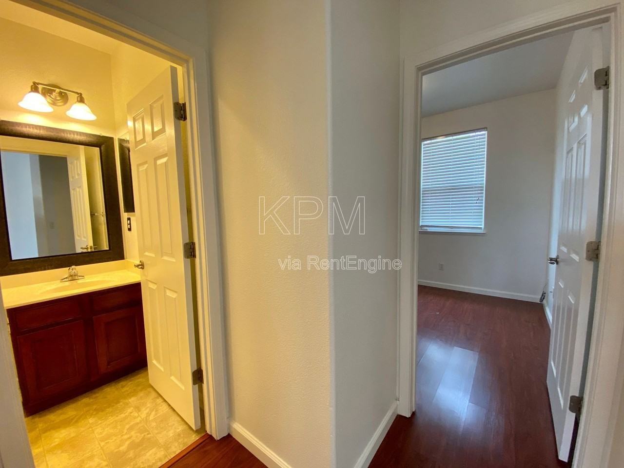 10814 Peony Place Dr - Photo 7 of 32