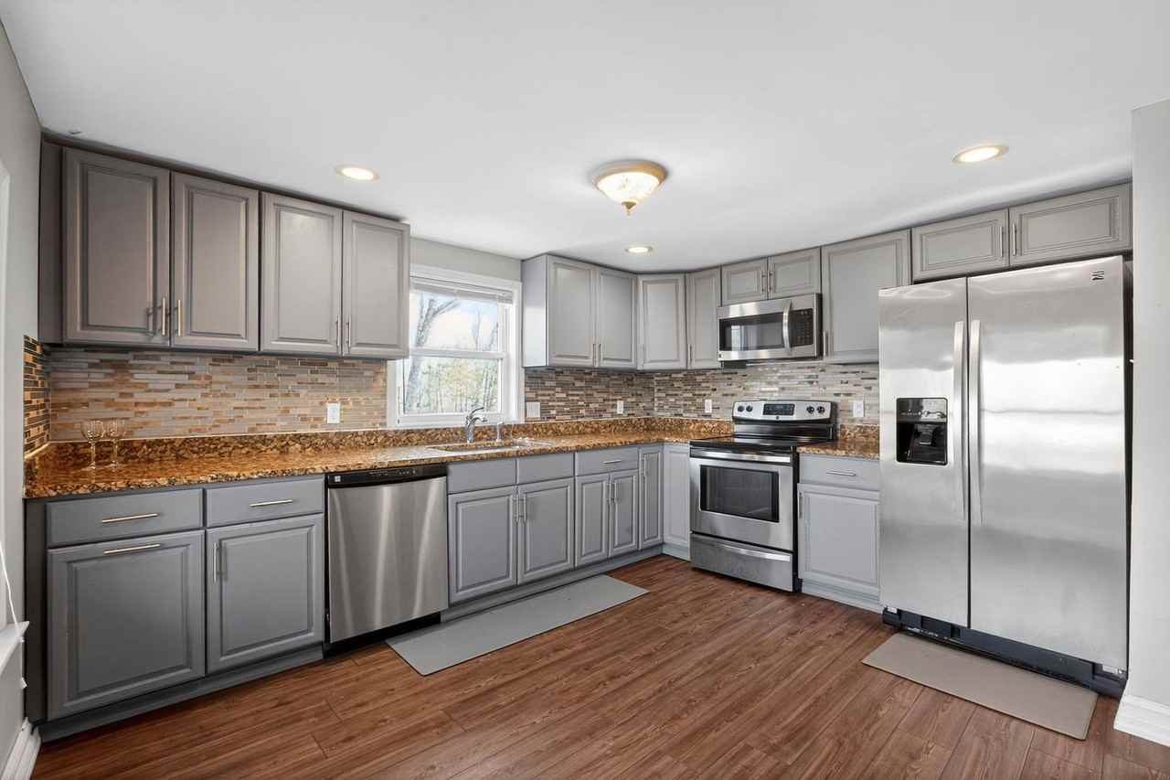 17930 Beech Ln - Photo 4 of 15