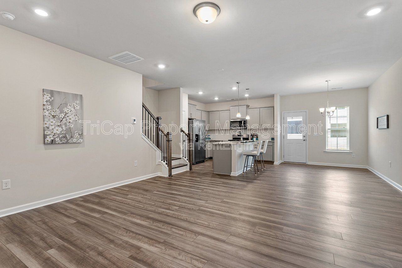 416 Glen Clova Dr - Photo 7 of 37