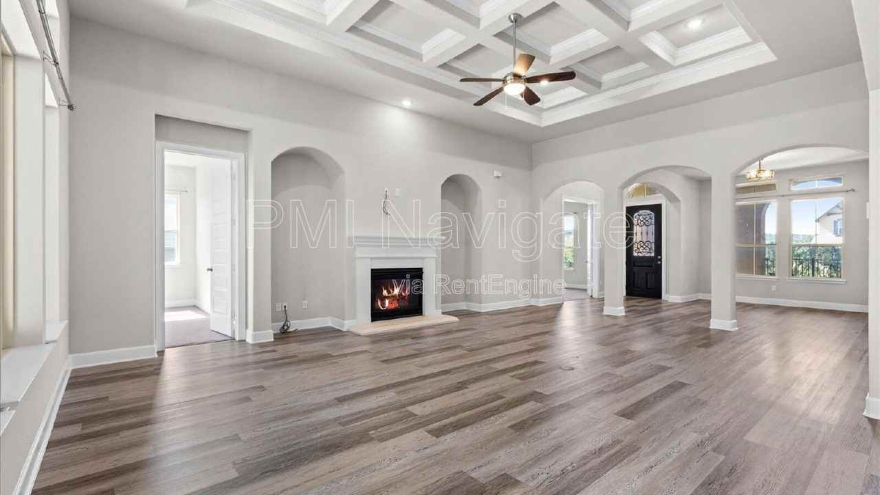 12706 Bluff Spurs Trl - Photo 7 of 23