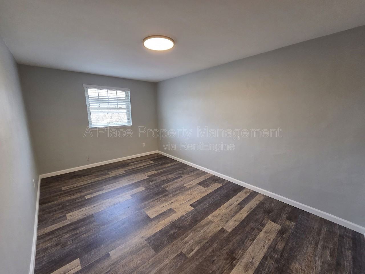 2624 Roseland Ter #23 - Photo 3 of 8