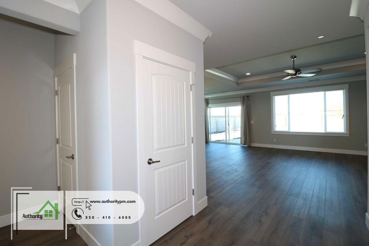 2879 Calaveras Ct - Photo 3 of 20