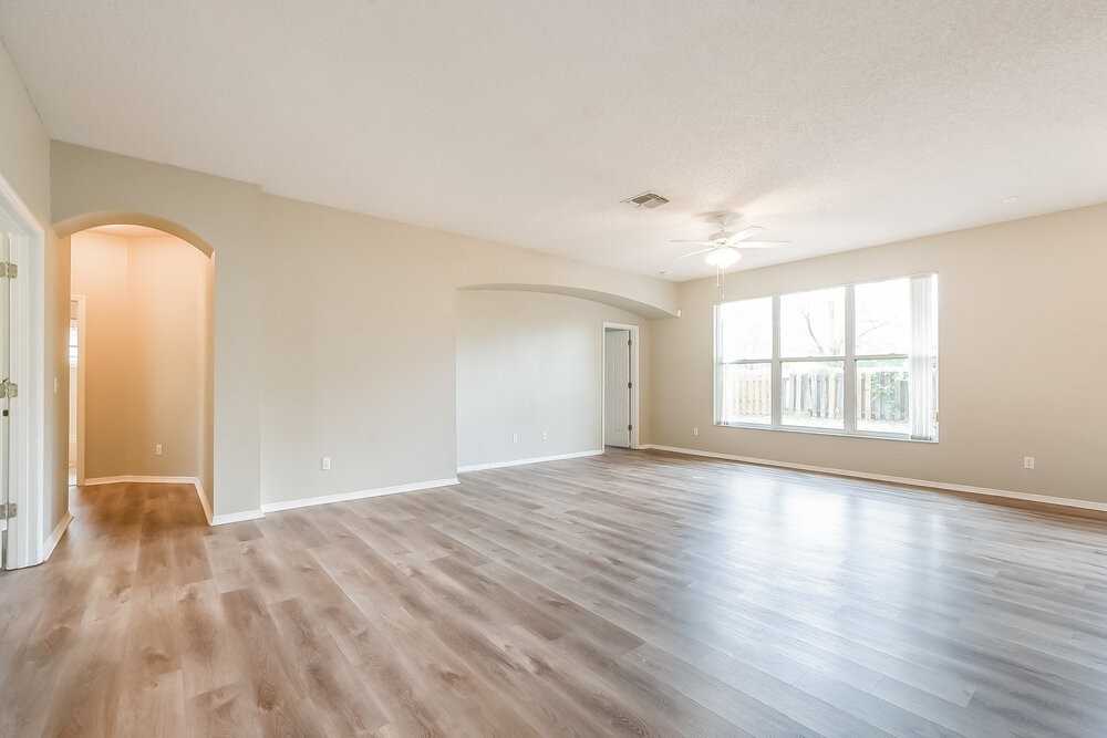 1760 Sparkling Water Cir - Photo 4 of 16